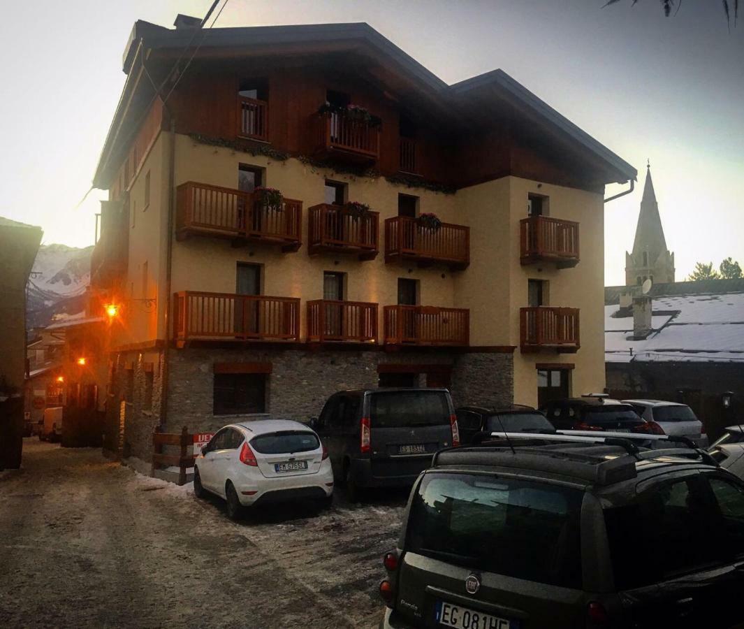 Appartamenti Genevris Саузе-д'Ульс Экстерьер фото